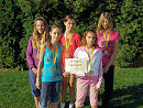 Říjen 2010 - okresní kolo přespolní běh  ml. dívky 1. místo,st. dívky 2. místo